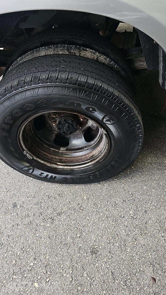2012 Ram 3500 Laramie Crew Cab Long Bed DRW - miniatura 26