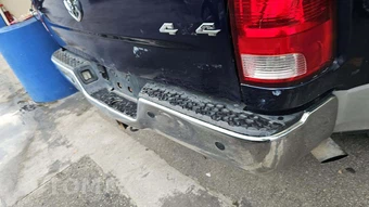 2012 Ram 3500 Laramie Crew Cab Long Bed DRW - miniatura 29