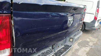 2012 Ram 3500 Laramie Crew Cab Long Bed DRW - miniatura 38