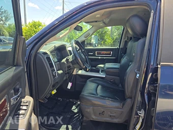 2012 Ram 3500 Laramie Crew Cab Long Bed DRW - miniatura 7