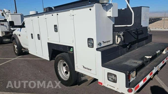 2012 Ram 5500 Cab Chassis ST Regular Cab DRW - miniatura 28