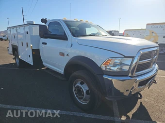 2012 Ram 5500 Cab Chassis ST Regular Cab DRW - miniatura 3