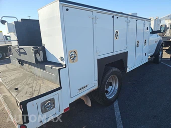 2012 Ram 5500 Cab Chassis ST Regular Cab DRW - miniatura 4