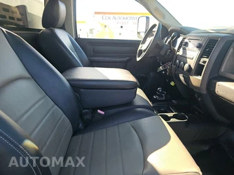 2012 Ram 5500 Cab Chassis ST Regular Cab DRW - miniatura 8