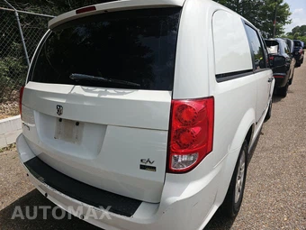 2012 Ram C/V 121.2" WB - miniatura 4