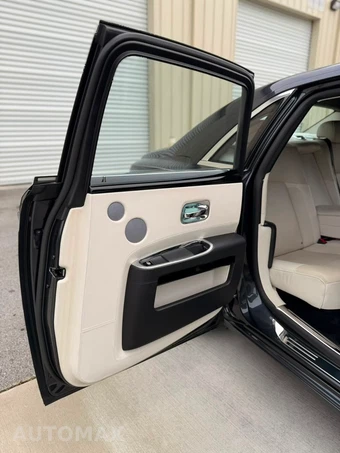 2012 Rolls-Royce Ghost – miniatura 9
