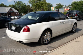2012 Rolls-Royce Ghost - miniatura 4