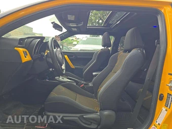 2012 Scion tC Release Series 7.0 – miniatura 6
