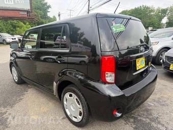 2012 Scion xB – miniatura 111