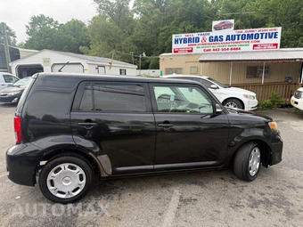 2012 Scion xB – miniatura 15