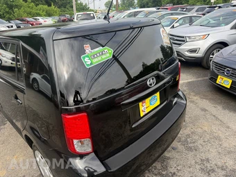 2012 Scion xB – miniatura 20