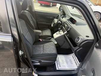 2012 Scion xB – miniatura 38