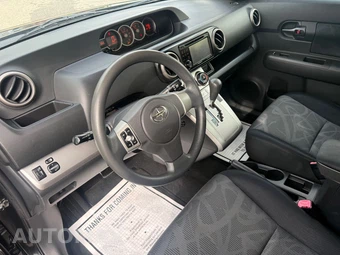 2012 Scion xB – miniatura 69