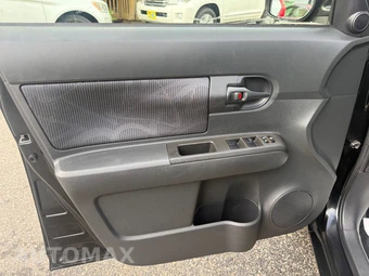 2012 Scion xB – miniatura 70