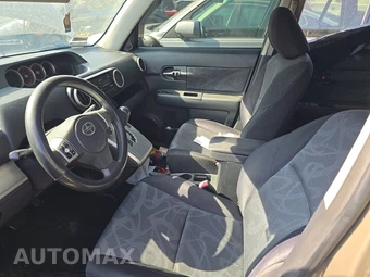 2012 Scion xB – miniatura 7