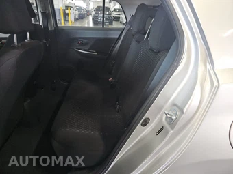 2012 Scion xD – miniatura 13