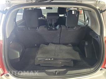 2012 Scion xD – miniatura 17