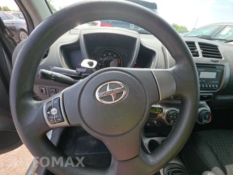 2012 Scion xD - miniatura 10