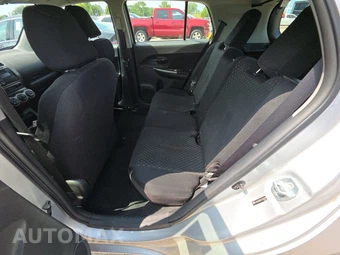 2012 Scion xD - miniatura 13