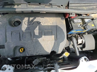 2012 Scion xD - miniatura 15