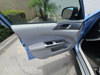 2012 Subaru Forester 2.5X – miniatura 9