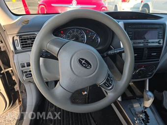2012 Subaru Forester 2.5X - miniatura 10