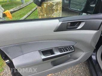 2012 Subaru Forester 2.5X – miniatura 9