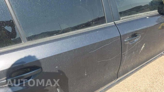 2012 Subaru Impreza 5-Door 2.0i Hatchback – miniatura 32
