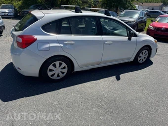 2012 Subaru Impreza 5-Door 2.0i Hatchback - miniatura 29