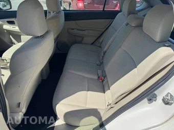 2012 Subaru Impreza 5-Door 2.0i Hatchback - miniatura 7