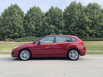 2012 Subaru Impreza 5-Door 2.0i Premium Hatchback - miniatura 3