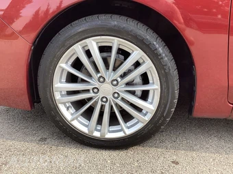 2012 Subaru Impreza 5-Door 2.0i Premium Hatchback - miniatura 4