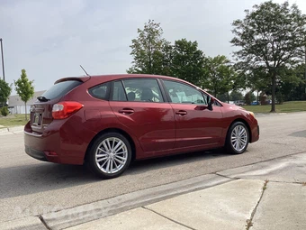 2012 Subaru Impreza 5-Door 2.0i Premium Hatchback - miniatura 6