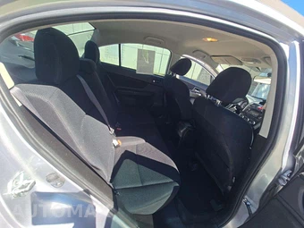 2012 Subaru Impreza Sedan 2.0i Premium – miniatura 16