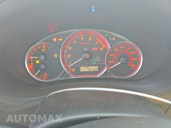 2012 Subaru Impreza WRX STi Sedan - miniatura 12