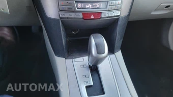 2012 Subaru Legacy 2.5i Limited – miniatura 10