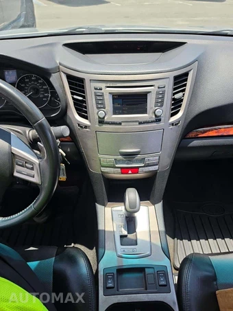 2012 Subaru Legacy 2.5i Limited – miniatura 10