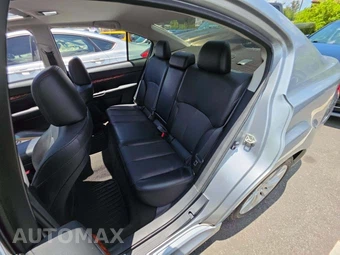 2012 Subaru Legacy 2.5i Limited – miniatura 13