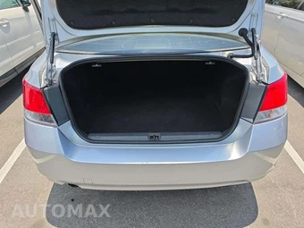 2012 Subaru Legacy 2.5i Limited – miniatura 14