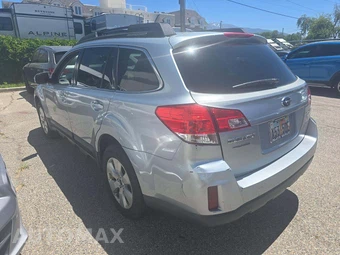2012 Subaru Outback 2.5i Premium – miniatura 2