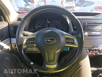2012 Subaru Outback 2.5i Premium – miniatura 10