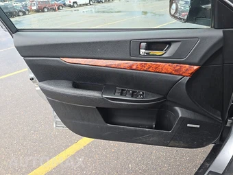 2012 Subaru Outback 3.6R Limited – miniatura 9