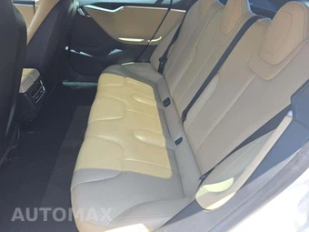 2012 Tesla Model S – miniatura 13
