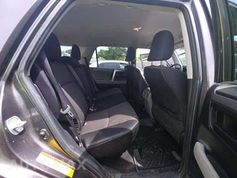 2012 Toyota 4Runner SR5 – miniatura 16