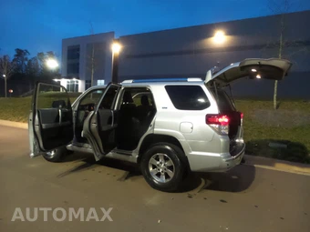 2012 Toyota 4Runner SR5 - miniatura 40