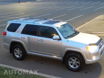 2012 Toyota 4Runner SR5 - miniatura 6