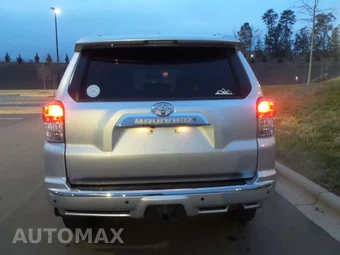 2012 Toyota 4Runner SR5 - miniatura 9