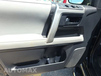 2012 Toyota 4Runner SR5 – miniatura 9