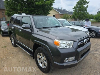 2012 Toyota 4Runner SR5 – miniatura 3