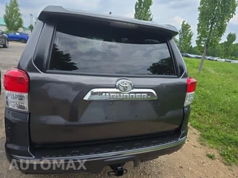 2012 Toyota 4Runner SR5 – miniatura 5